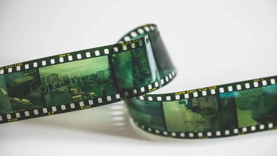 Trik Review Film Biar Kamu Tidak Ketinggalan Hype