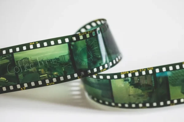 Trik Review Film Biar Kamu Tidak Ketinggalan Hype